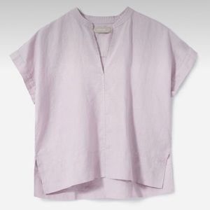 Everlane 100% lavender linen v-neck top